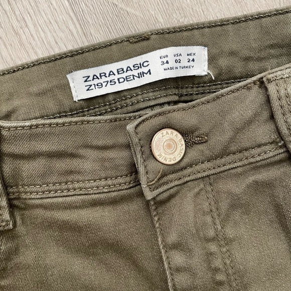 Zara Basic Olive Green Color Jeans - Picture 3 of 5
